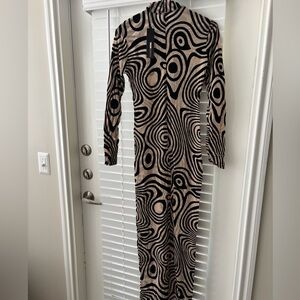Abstract Patterned Long Sleeve Dress